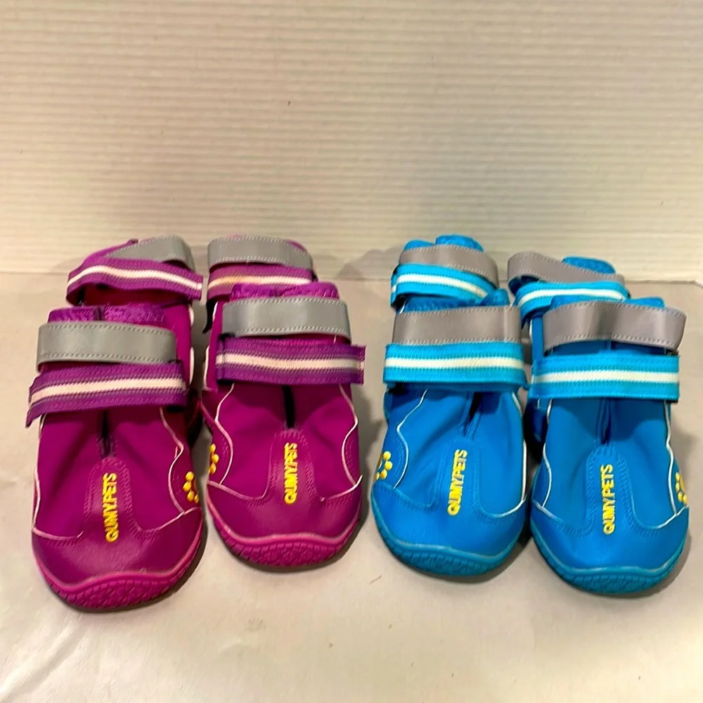 Qumy Pets shoes (2 sets)